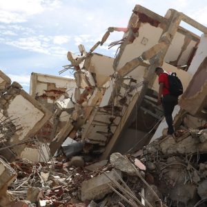 La escasez de equipos de rescate complicó la respuesta de Venezuela a los terremotos