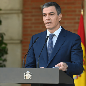 Sánchez recuerda que Italia registra el doble de entradas irregulares que España
