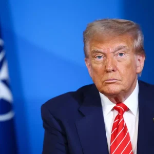 Trump da por terminado acuerdo con Irán: «No quiero tratar más con ellos, son escoria»