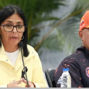 Delcy Rodríguez despoja a Diosdado Cabello del control de Funvisis tras los terremotos