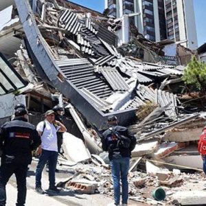 Al menos 265 muertos y 496 desaparecidos en el terremoto de Colombia, según el Gobierno