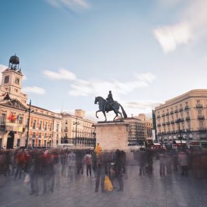 Venezolanos se consolidan como la segunda nacionalidad con más llegadas a España en 2026