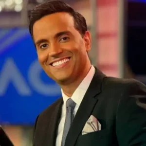 Henrys Silva anuncia su salida de ‘Súper Sábado Sensacional’ tras 15 años en Venevisión