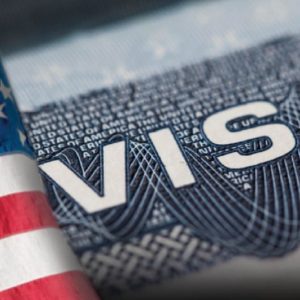 EE.UU. crea grupo de trabajo para prevenir turismo de maternidad y revoca más de 600 visas