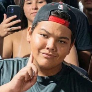 Luego de la moda de los «Therians» jóvenes impulsan una nueva tendencia en redes sociales que confunde a los padres: «Farmear Aura» (+Video)