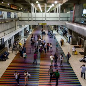 EE. UU. autoriza a National Airlines para operar vuelos regulares de pasajeros, carga y correo hacia Venezuela