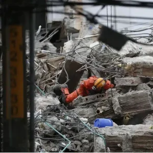 Colombia eleva a 319 la cifra de fallecidos por el terremoto del pasado 10-Ago
