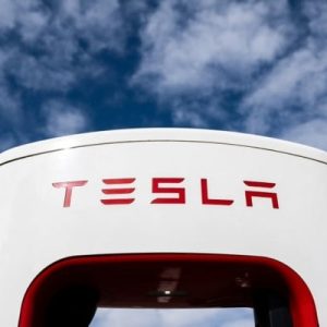 Tesla llama a revisión a millones de sus vehículos en China por preocupaciones de seguridad