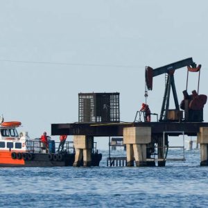 Financial Times: empresas vinculadas a Trump aceleran acuerdos por el petróleo de Venezuela