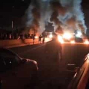 Cortes de energía en Portuguesa desatan fuertes protestas durante la madrugada de este #24Sep
