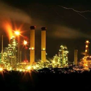 Reuters: Apagones ponen en riesgo los planes para reactivar la industria petrolera venezolana
