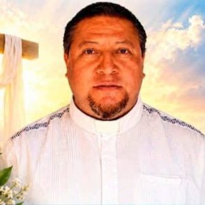 Asesinan a tiros a un sacerdote en un pueblo de México