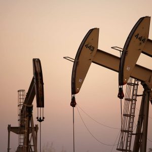 Reuters | La OPEP retrasa la revisión de la capacidad petrolera después de que la guerra de Irán alterara los planes de expansión