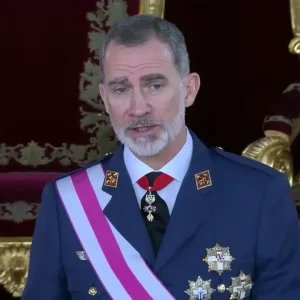 El rey de España lamenta el «terrible accidente» ferroviario de Toledo